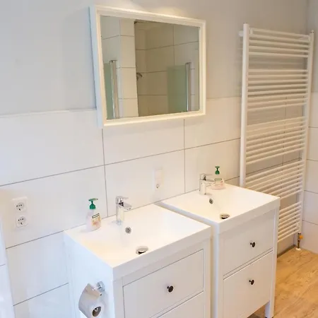 Von Frieling - Ii Apartment